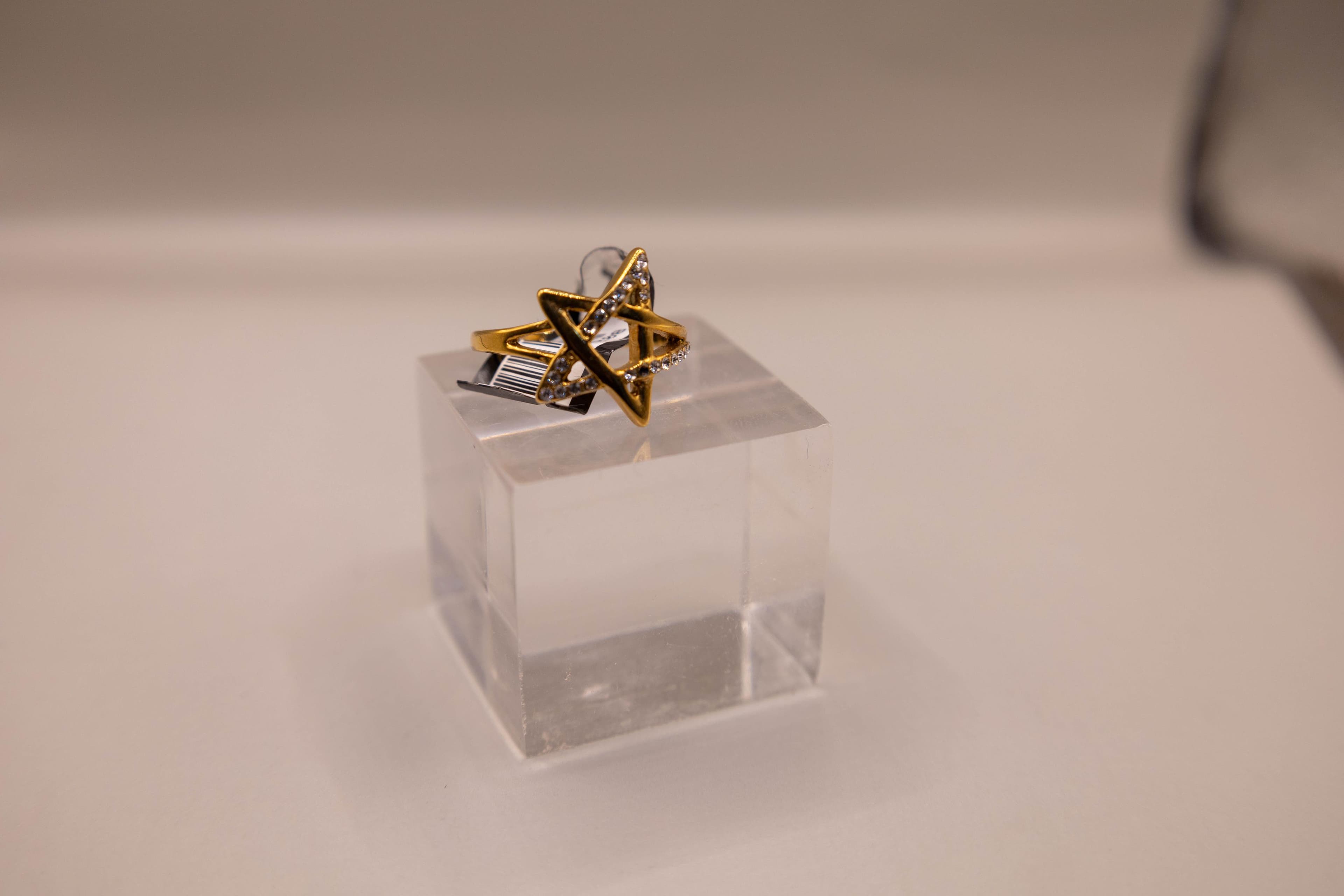 Elegant watch
